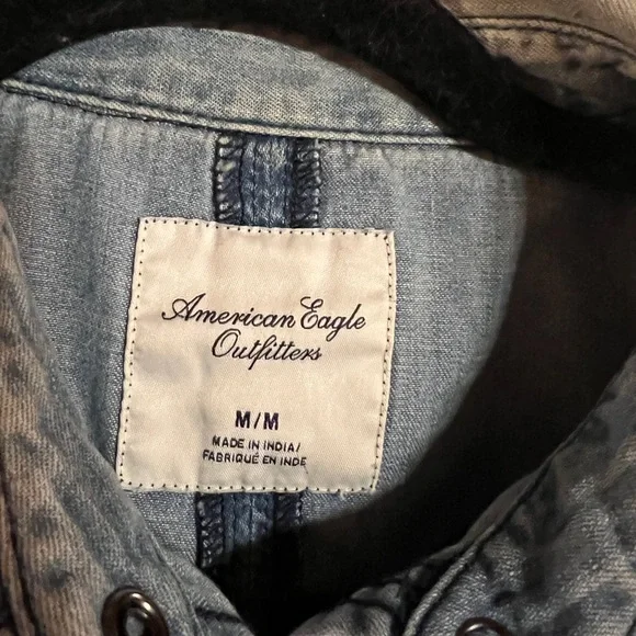 American Eagle Denim Shirt Retro Vintage Look Pearl Buttons Western Women's M - Picture 5 of 9